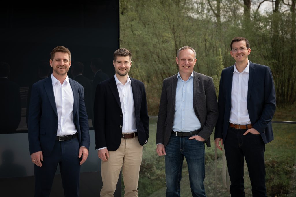 Foto Management (v.l.n.r.: Dr. Clemens Brunner, CEO & Co-Founder; Andreas Steiner, CSO; Philipp Gernerth, CPO; Dr. Fabian Knirsch, CEO & Co-Founder).